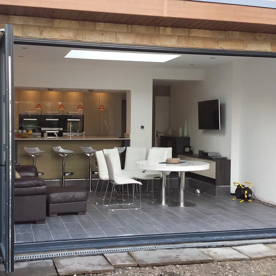 Bifold Kensington